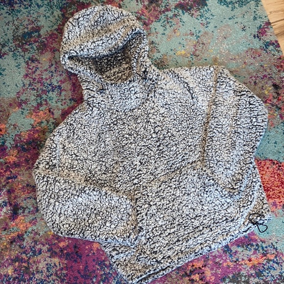 💕Victoria’s Secret Sherpa Hoodie💕 - Picture 3 of 16